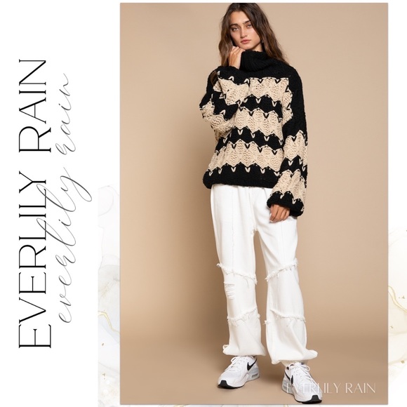 POL Gorgeous Handmade Chunky Knit Turtleneck Sweater - Picture 4 of 14